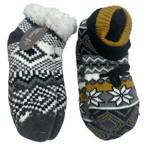 Secret Treasures Women's Multicolor Faux Fur Slipper Socks Size 4-10. 2 Pairs